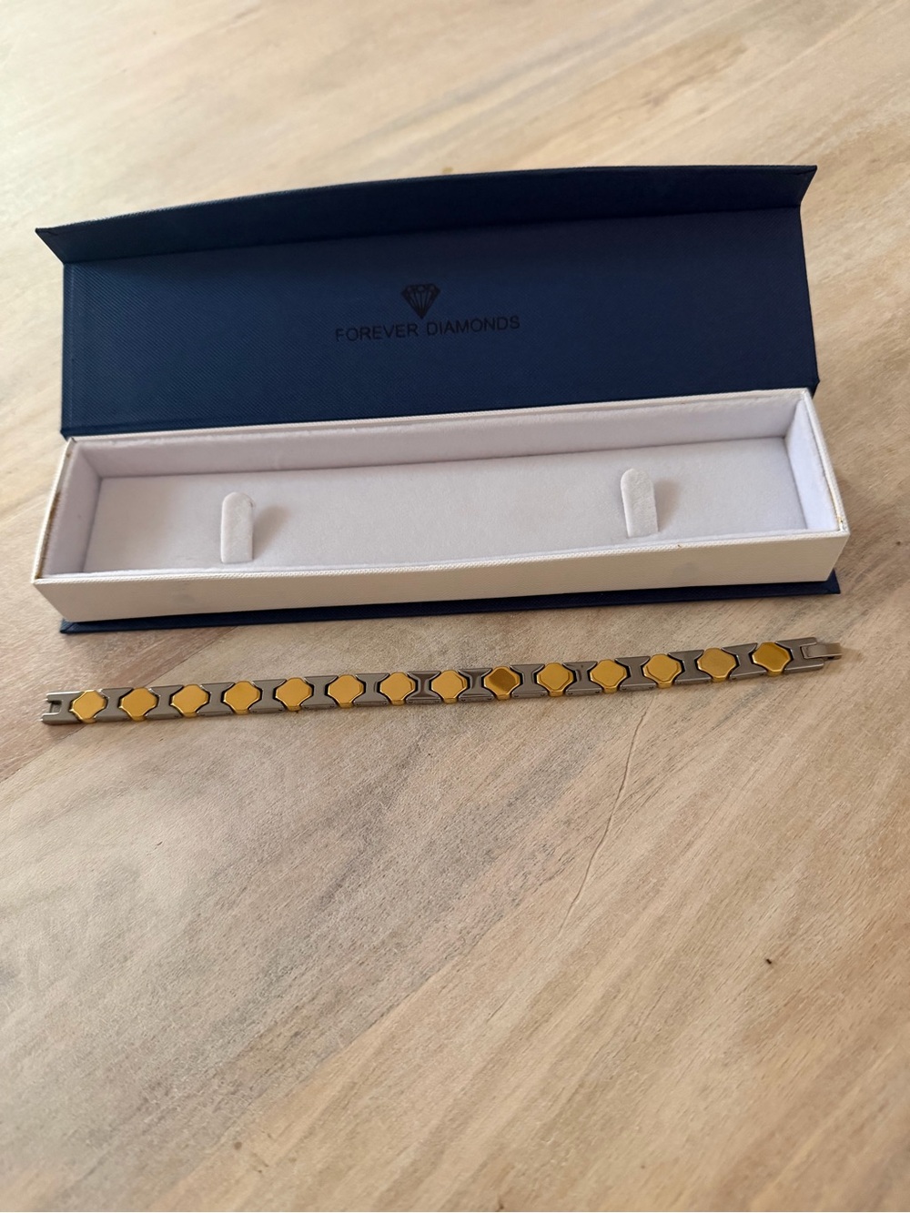 Men’s NEW Gold IP Tungsten Bracelet with Tungsten Links